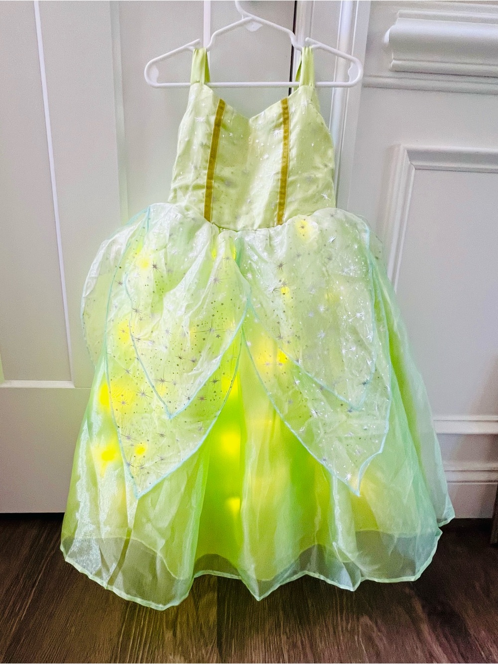 Disney Princess Tiana Deluxe Light-Up Costume Dress Green Fairly Dress Size 110